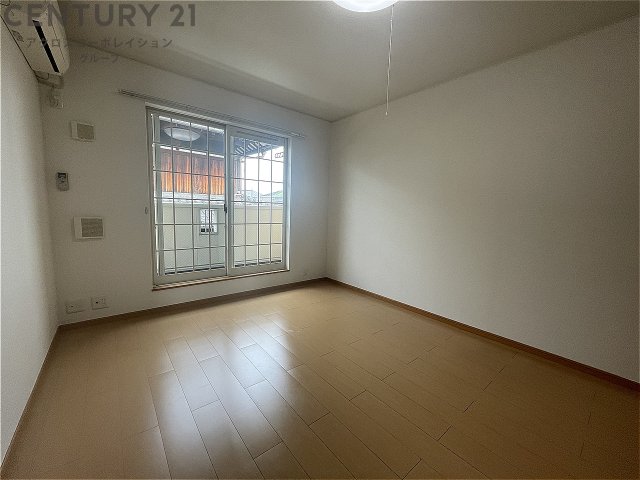 居室・リビング　エアコン付きで初期費用を抑えたい方にもおすすめです。