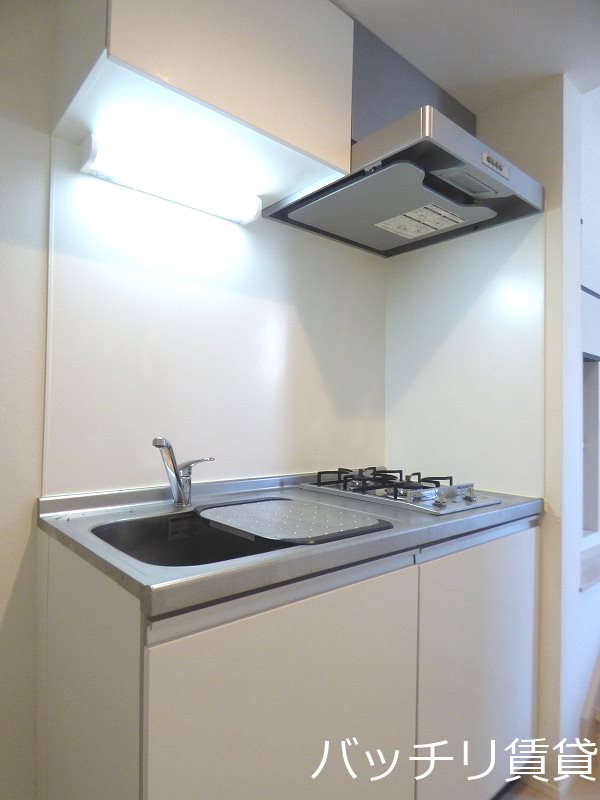 キッチン　同型タイプの為、現状を優先致します。