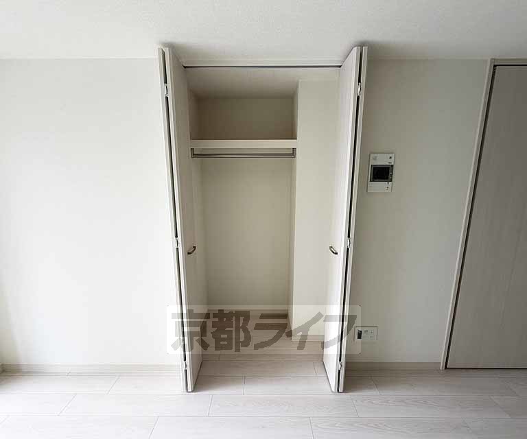 建物外観　・建築中