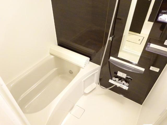 バス・シャワールーム　バス（イメージ）