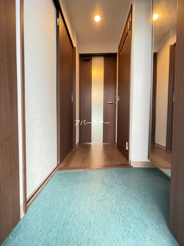玄関　※301同タイプ