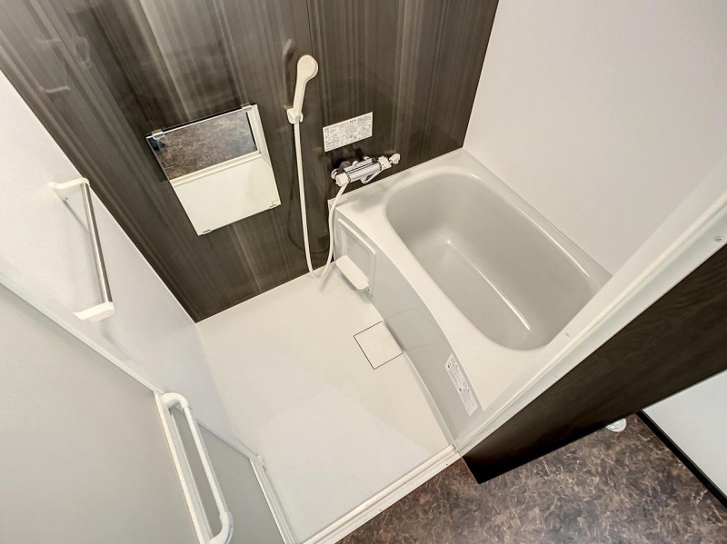 バス・シャワールーム　浴室