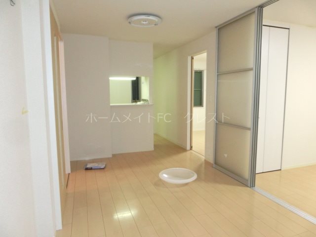 居室・リビング　(イメージ)