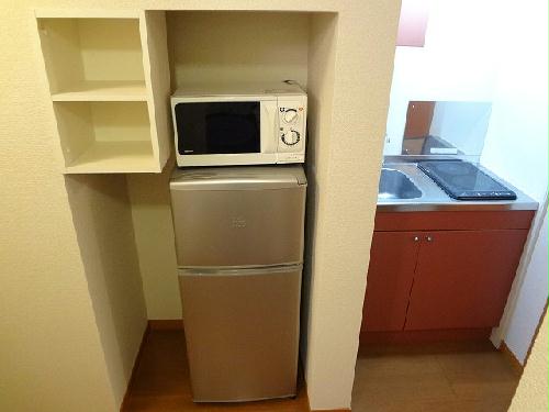 キッチン　キッチン周りの収納も豊富です