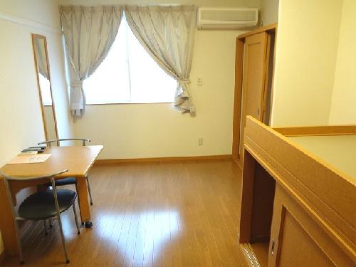 居室・リビング　クローゼット、ベッド下収納が豊富です