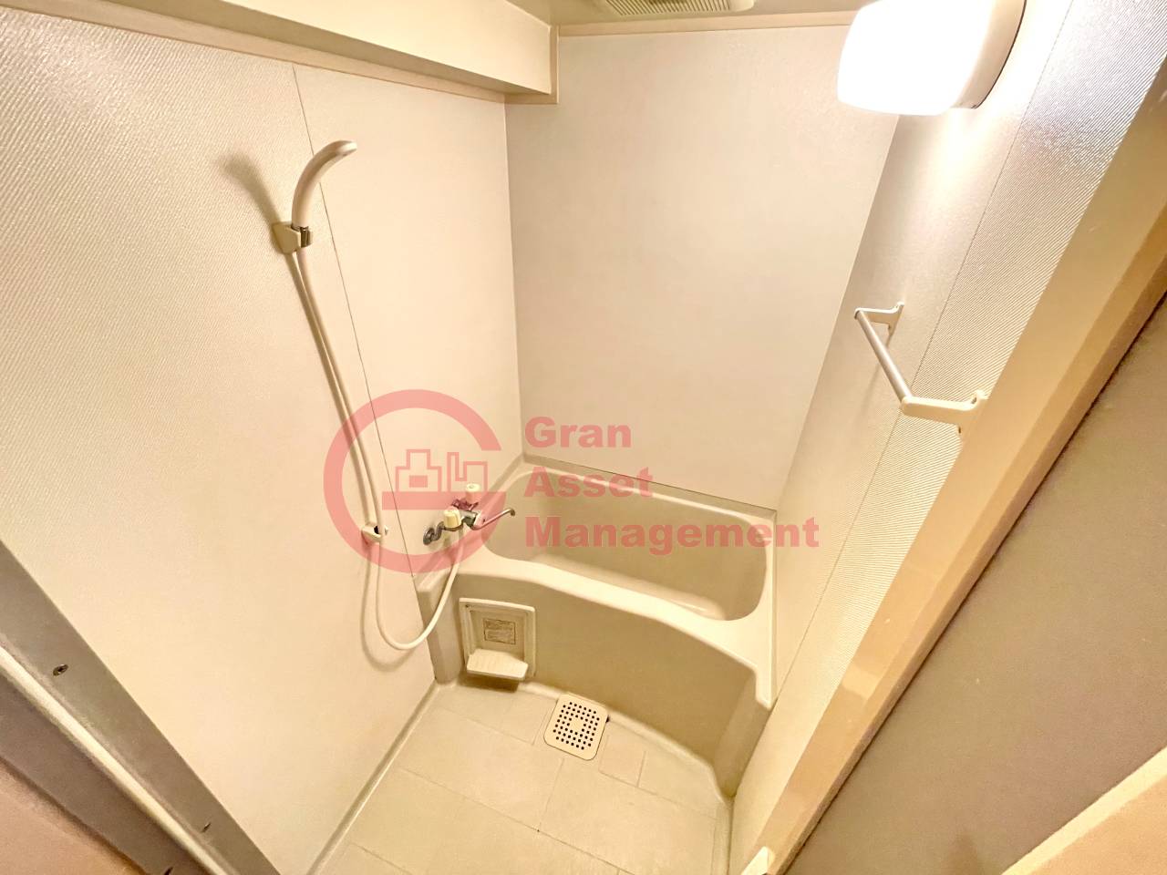 バス・シャワールーム　日々の暮らしに欠かせないお風呂です