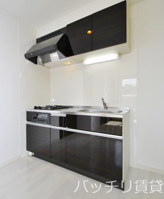 キッチン　同シリーズの別号室の画像。現況を優先します。