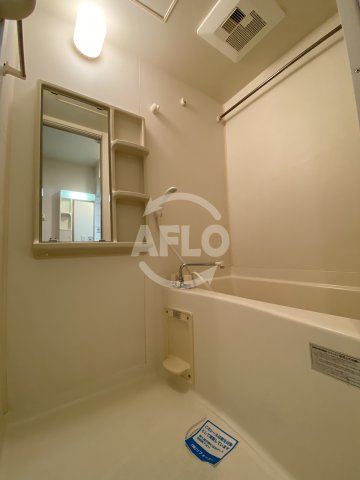 バス・シャワールーム　エステムコート梅田茶屋町デュアルスペース　風呂