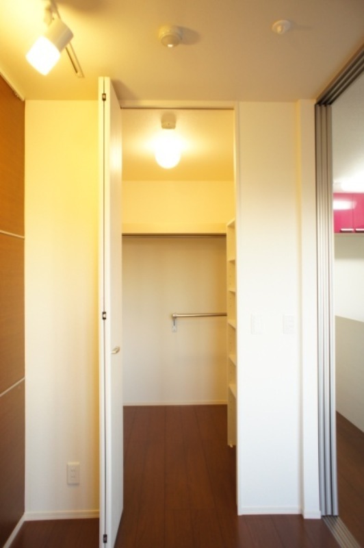 収納　図面と現状に相違がある場合には現状を優先