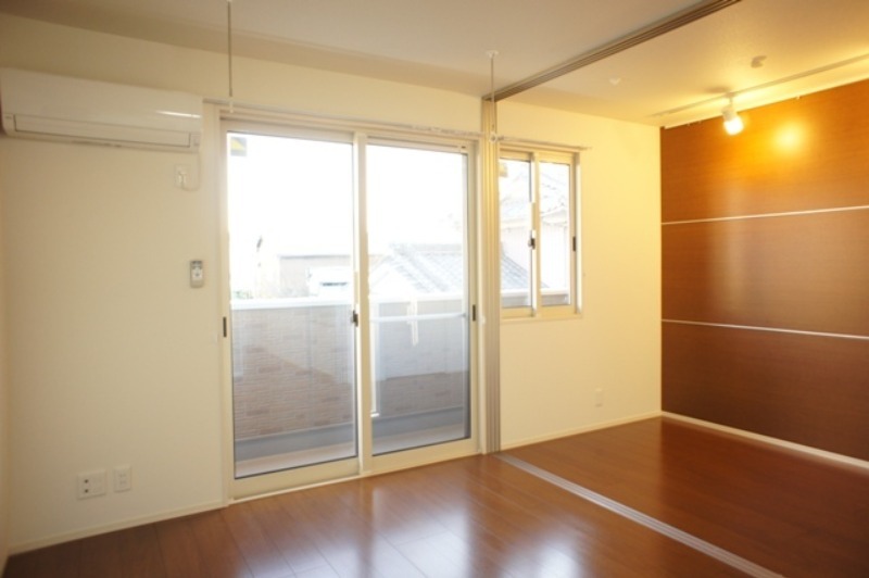 居室・リビング　図面と現状に相違がある場合には現状を優先