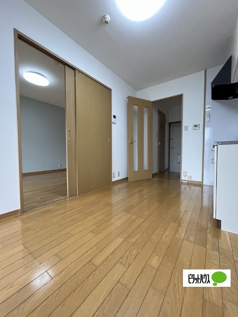 居室・リビング　２０５