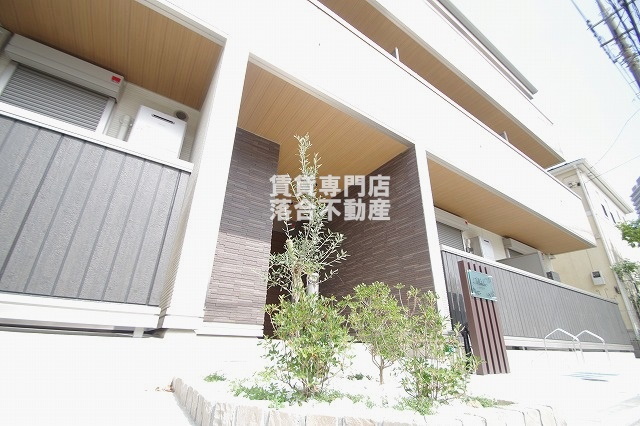 建物外観　2025年築。築浅♪