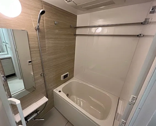 バス・シャワールーム　☆ゆったりくつろげるお風呂☆