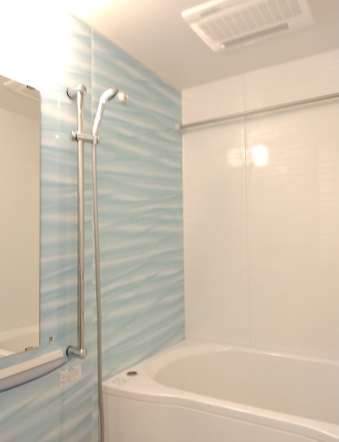 バス・シャワールーム　※こちらの写真は他部屋になり参考写真です