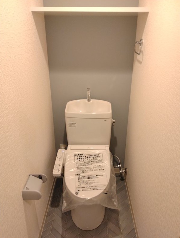 トイレ　※こちらの写真は他部屋になり参考写真です