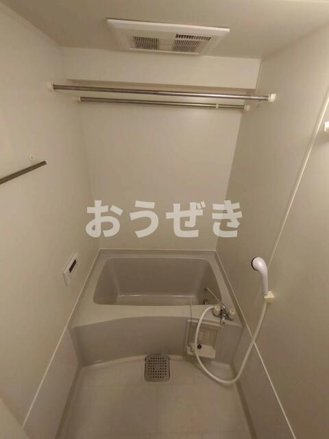 バス・シャワールーム　同物件別部屋参考用写真