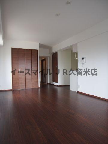 居室・リビング　居間です