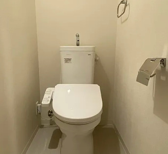 トイレ　落ち着いたトイレです