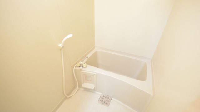 バス・シャワールーム　バストイレ別でおすすめです！