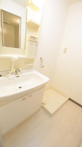 洗面設備　独立洗面化粧台付き☆