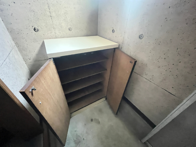 玄関　シューズボックス