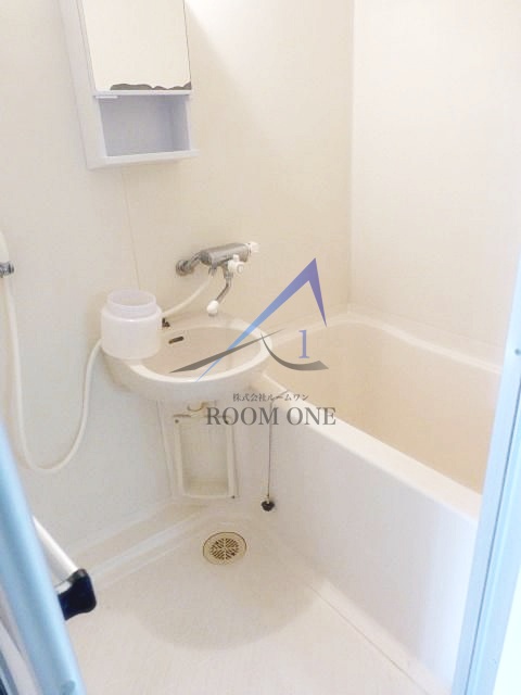 バス・シャワールーム　お風呂です。