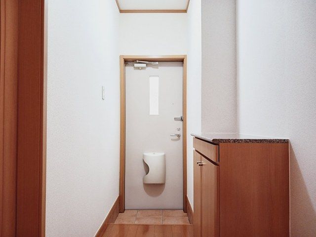 玄関　収納もある玄関です