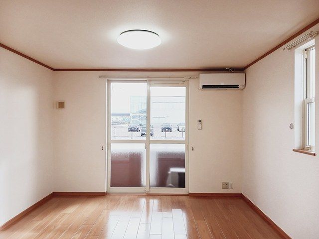 居室・リビング　ゆったりとした居間です