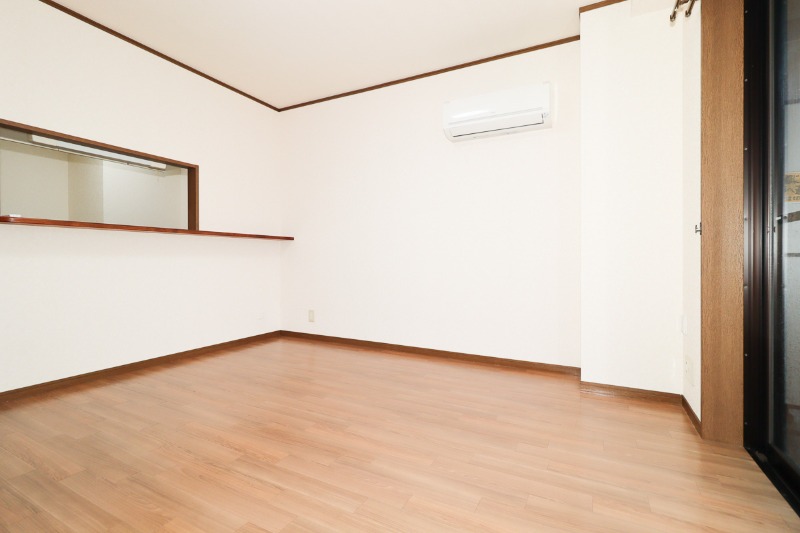 居室・リビング　図面と現状に相違がある場合には現状を優先