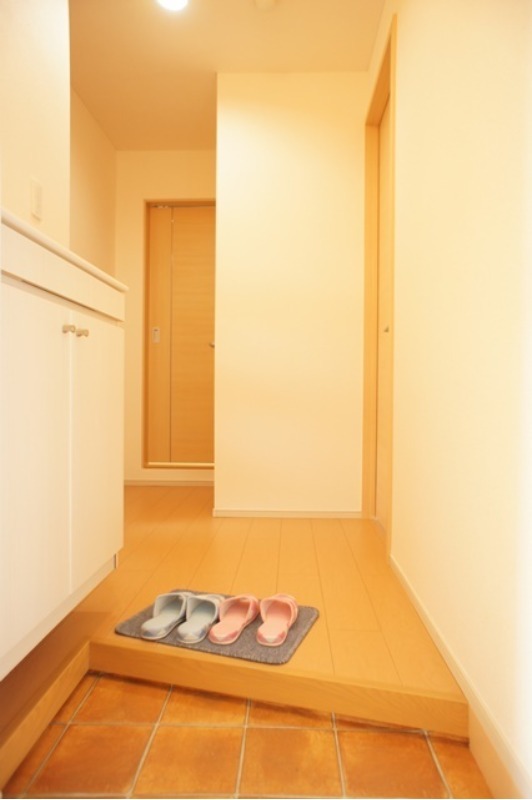 玄関　図面と現状に相違がある場合には現状を優先