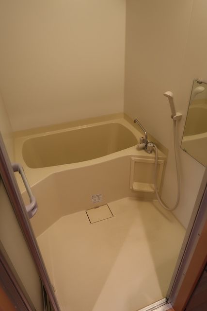 バス・シャワールーム　☆ゆっくりくつろげるお風呂☆