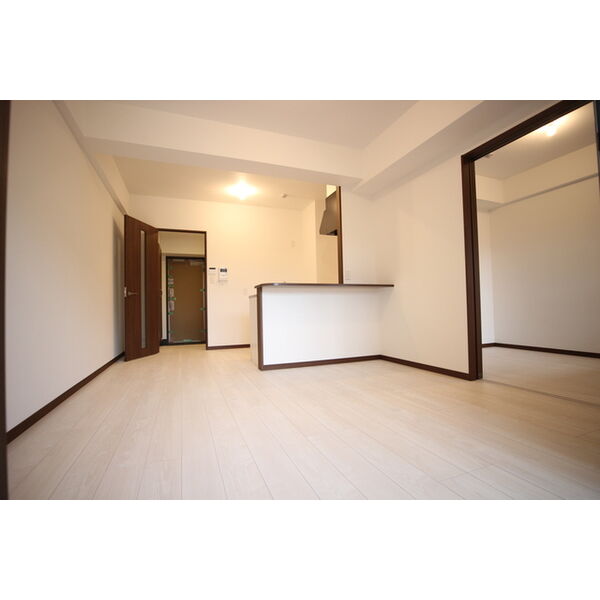 居室・リビング　アレンジ自由自在の広々空間です！