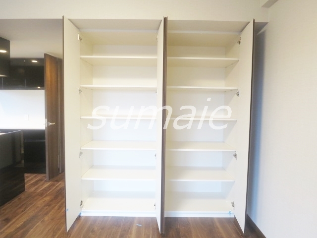 収納　ＬＤＫも充分な収納ですね☆