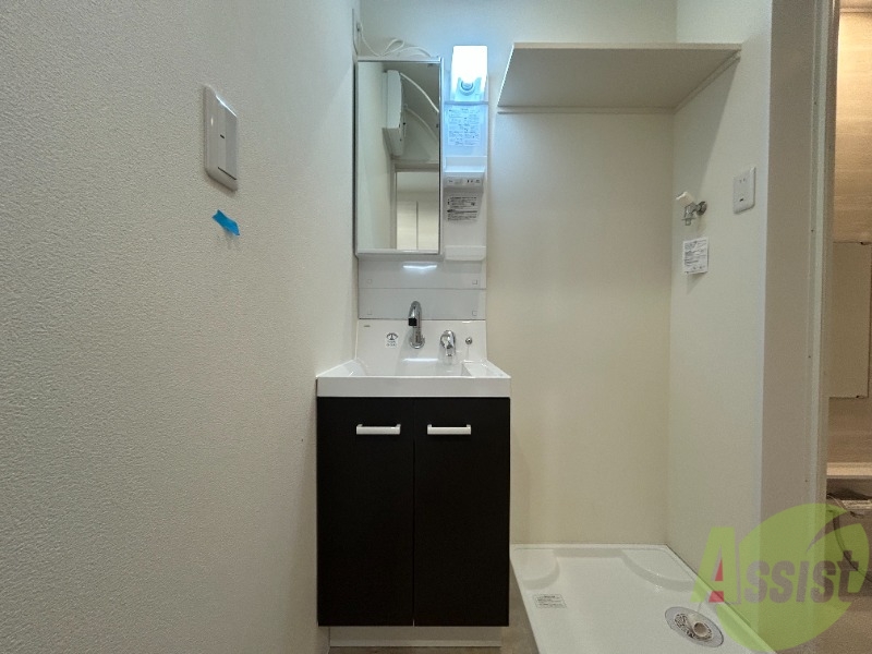 洗面設備　シャンプードレッサーなので身支度しやすそうですね。