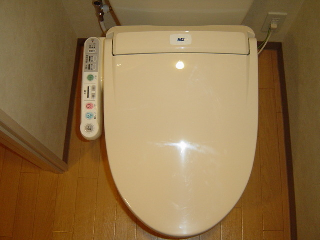 トイレ　シャワー付きトイレ