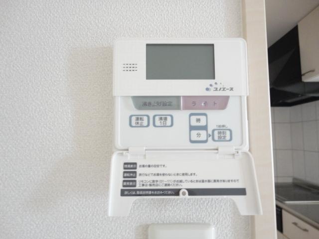 その他設備　給湯リモコン