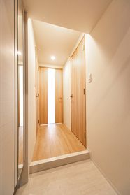 玄関　落ち着いた玄関です