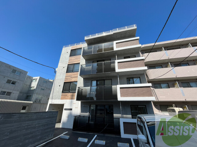 建物外観　札幌市北区北２１条西「ＧＲＡＮＤＥ　札幌　北大前」