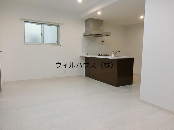 居室・リビング　フローリング！