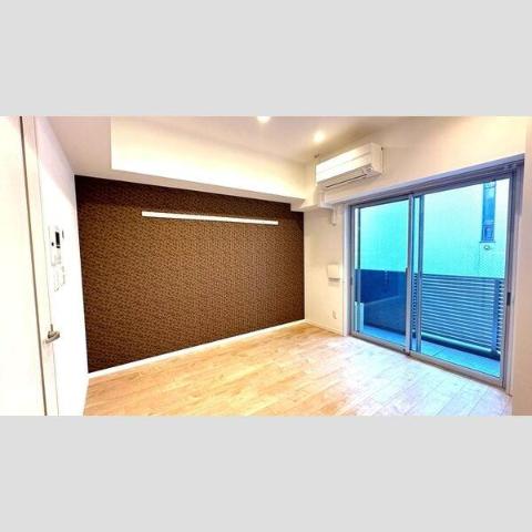 居室・リビング　室内