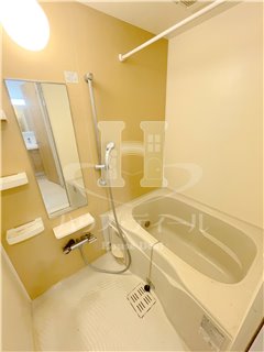 バス・シャワールーム　日々の疲れを癒すお風呂付です