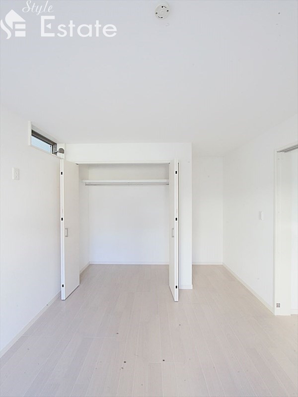 収納　洋室　クローゼット