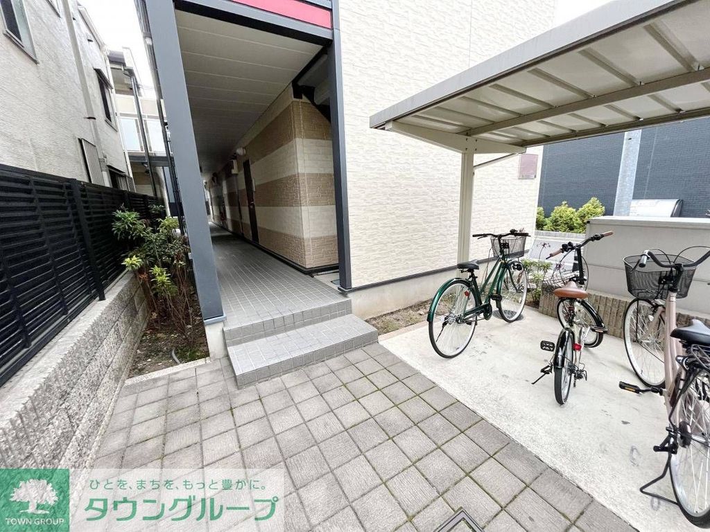 エントランス　エントランス