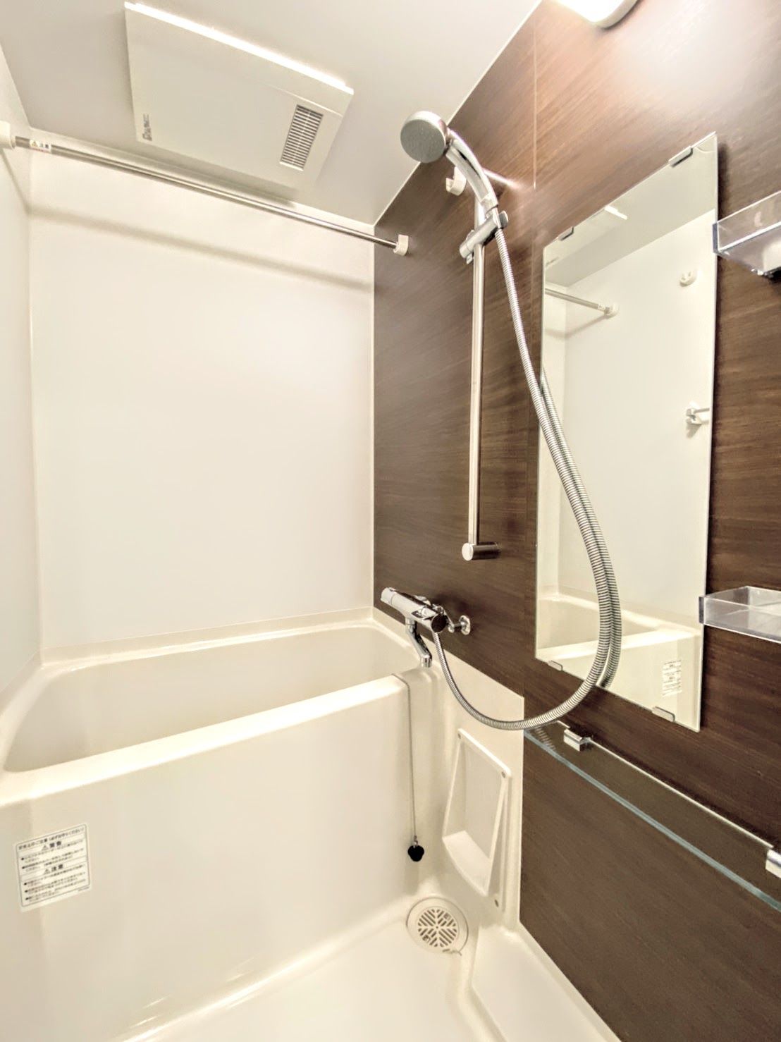 バス・シャワールーム　別部屋参考写真