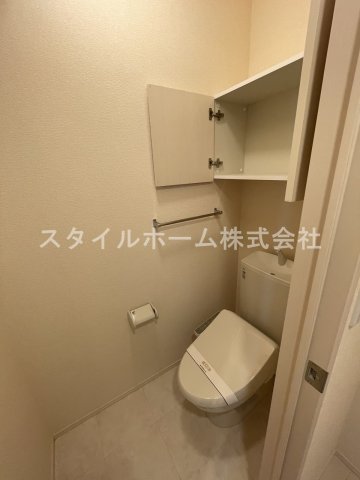 トイレ　別部屋写真です。