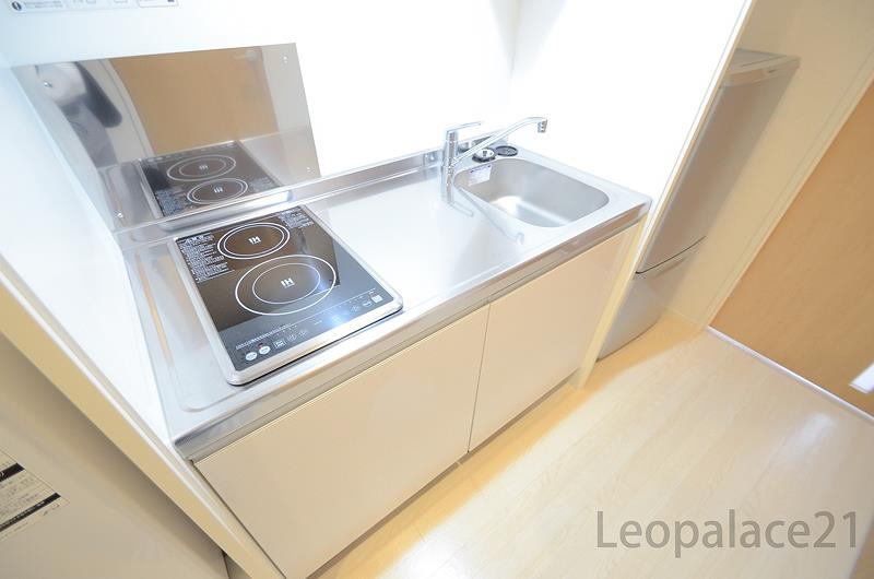 キッチン　設備・使用は号室により異なる為、現況を優先いたします。