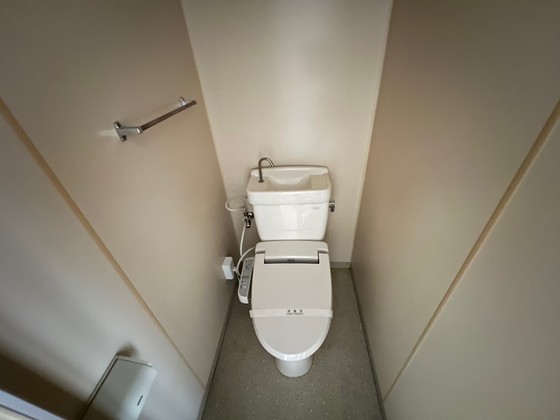 トイレ　※別部屋の写真です