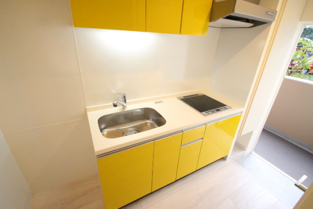 キッチン　※同物件別部屋参考写真