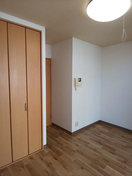 居室・リビング　同物件、別室の写真です。