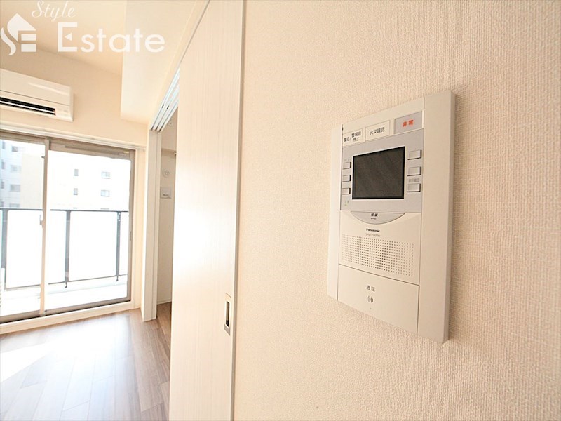 セキュリティ　モニター付きインターホン